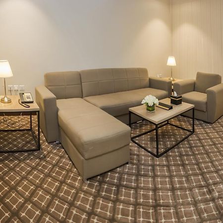 Burj Alhayat Hotel Suites Olaya 리야드 외부 사진