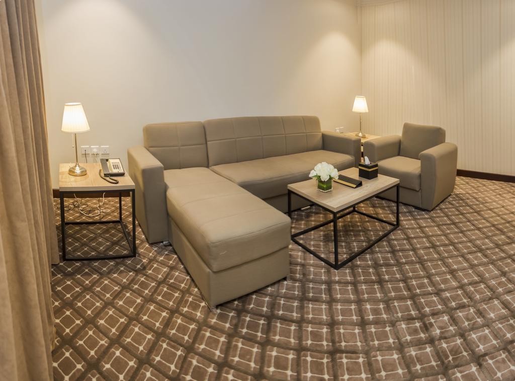 Burj Alhayat Hotel Suites Olaya 리야드 외부 사진